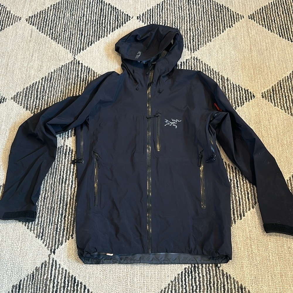 Arc’Teryx Men’s GoreTex Ski Shell
